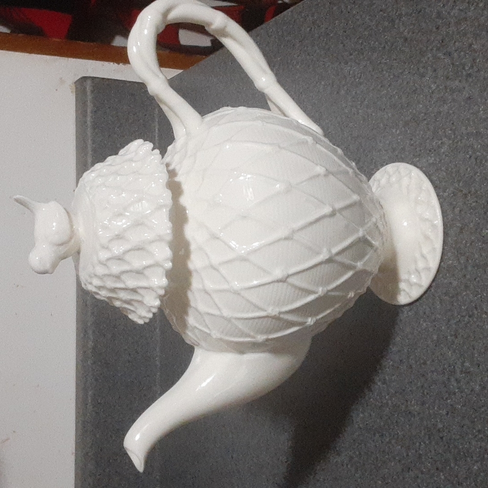 COPY - Paris Royal Teapot